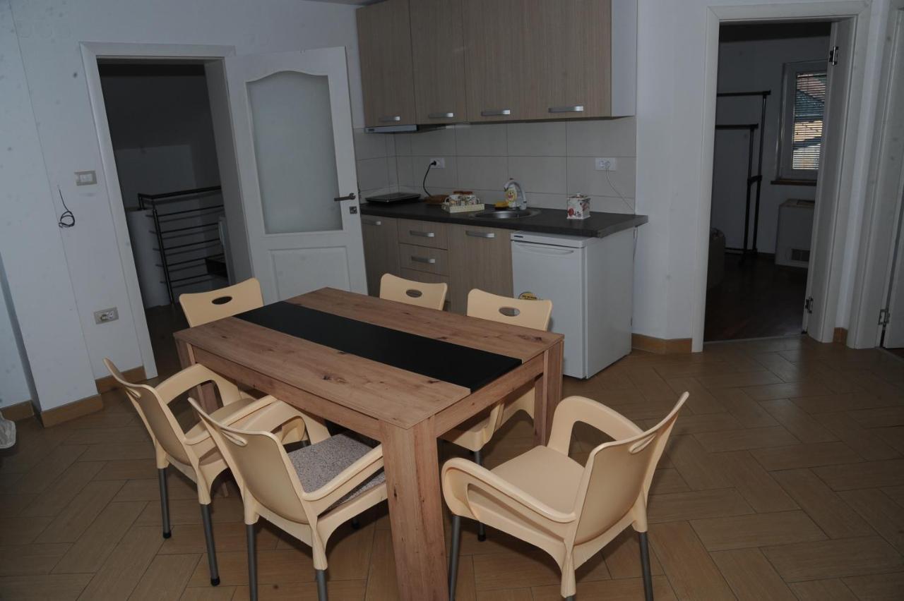 Vila Odmor Na Dunavu Beocin Exterior foto